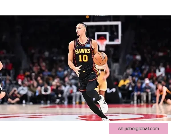 三分神射手本赛季命中率五成二老鹰意外裁掉休斯坦