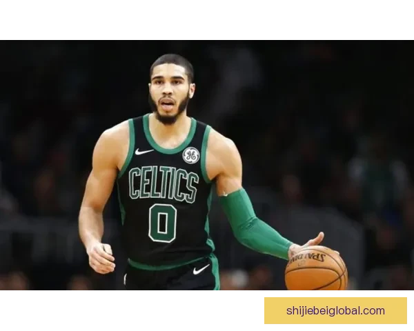 布朗晃飞亚历山大微笑回敬 战胜雷霆激励塔图姆士气